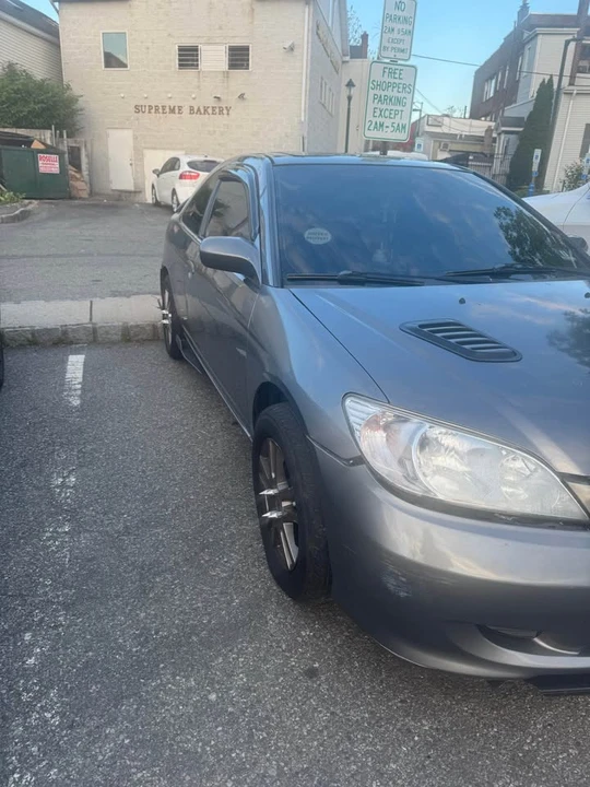2005 Honda Civic 7th Gen - Image 3 of 5