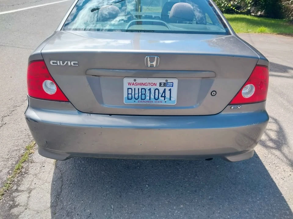 2005 Honda Civic 7th Gen - Image 7 of 9