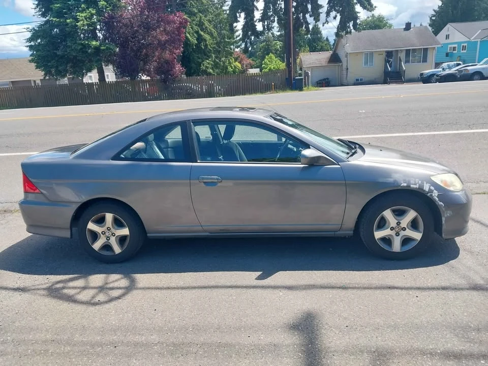 2005 Honda Civic 7th Gen - Image 3 of 9