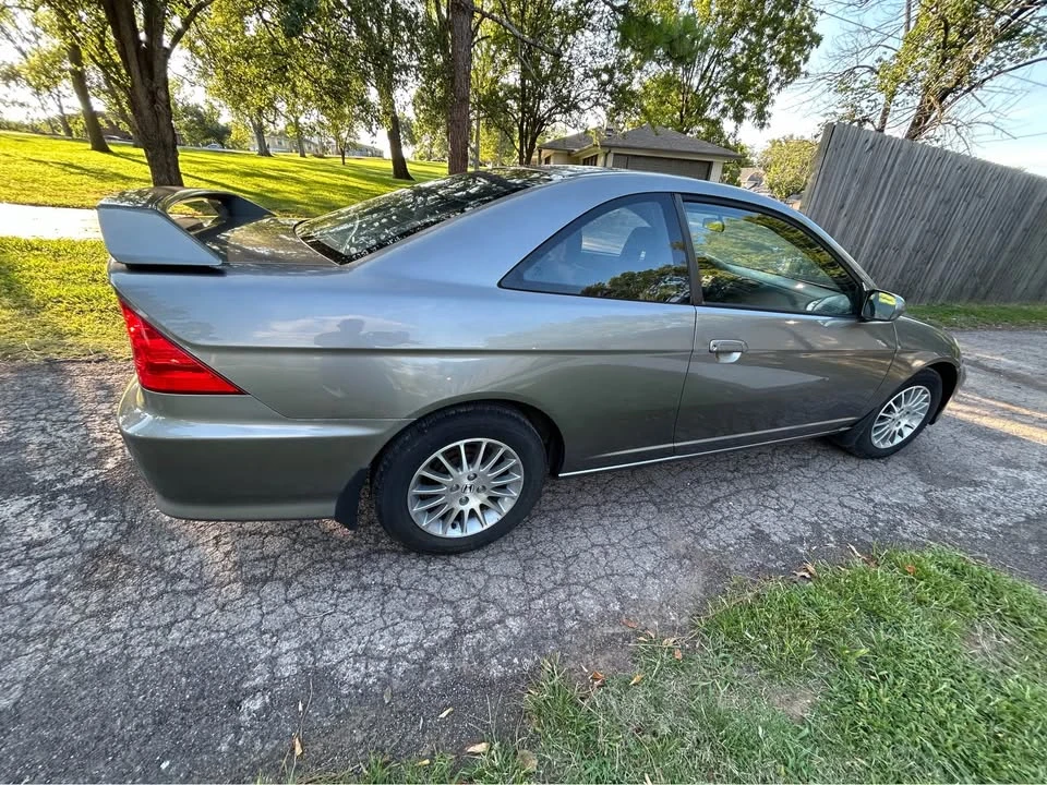 2005 Honda Civic 7th Gen - Image 7 of 7