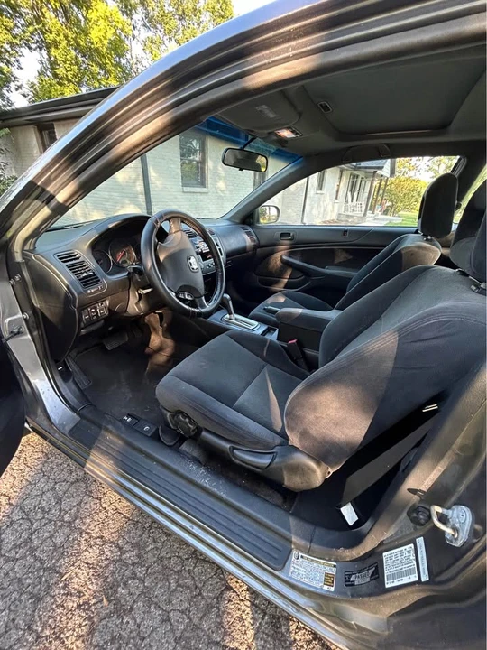 2005 Honda Civic 7th Gen - Image 2 of 7