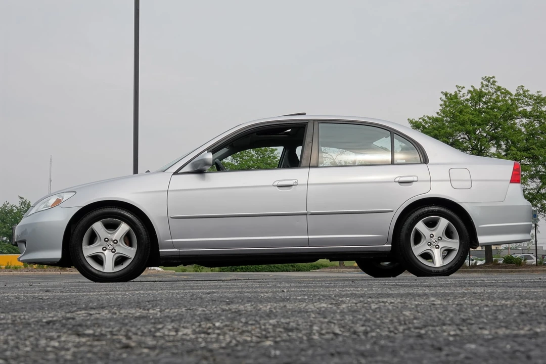 2005 Honda Civic 7th Gen - Image 18 of 31