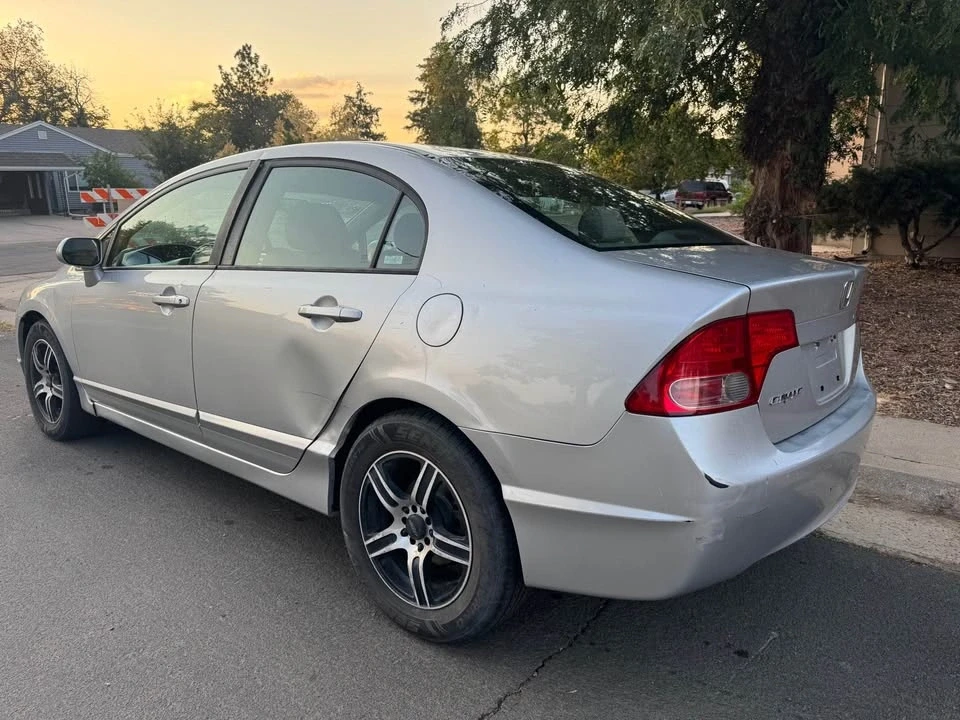 2005 Honda Civic 7th Gen - Image 3 of 8