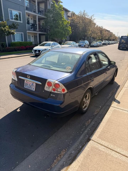2005 Honda Civic 7th Gen - Image 3 of 4