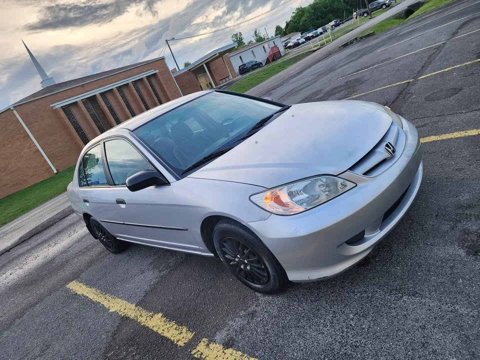 2005 Honda Civic 7th Gen - Image 6 of 15