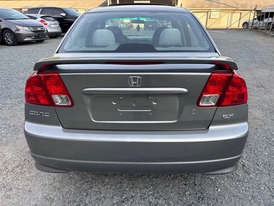 2005 Honda Civic 7th Gen - Image 6 of 18