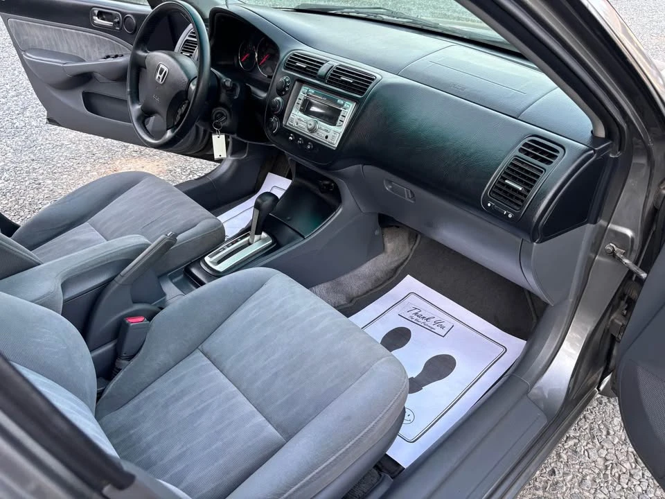 2005 Honda Civic 7th Gen - Image 14 of 18