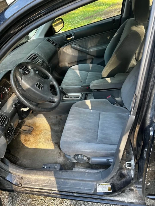 2005 Honda Civic 7th Gen - Image 5 of 6