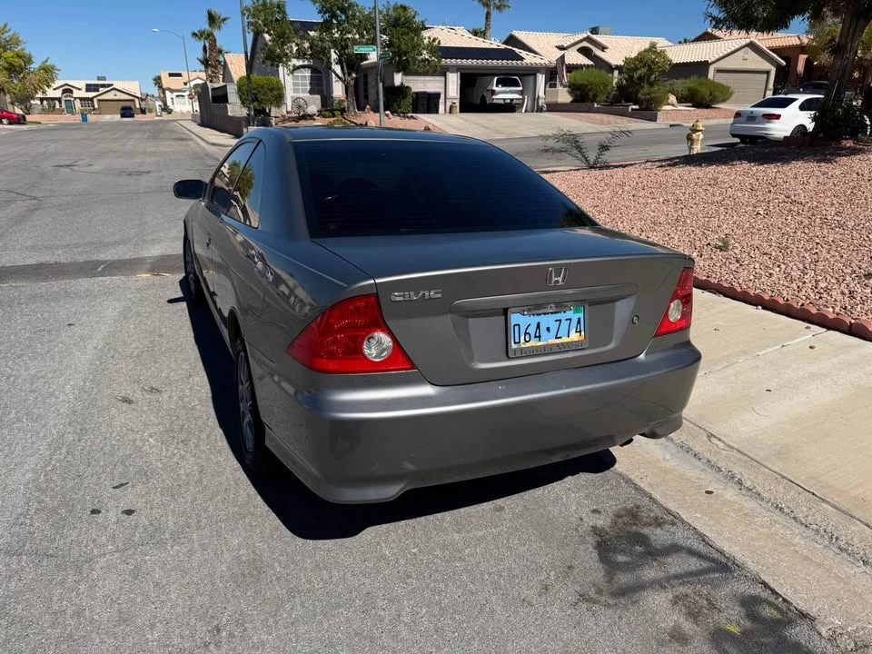 2005 Honda Civic 7th Gen - Image 2 of 10
