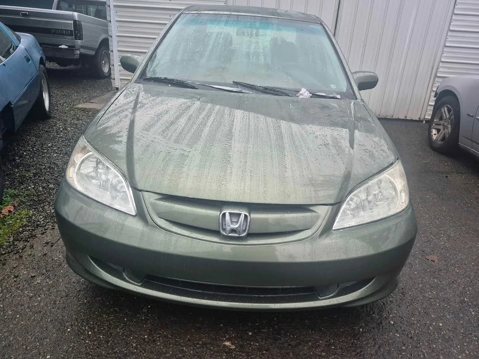 2005 Honda Civic 7th Gen - Image 2 of 5