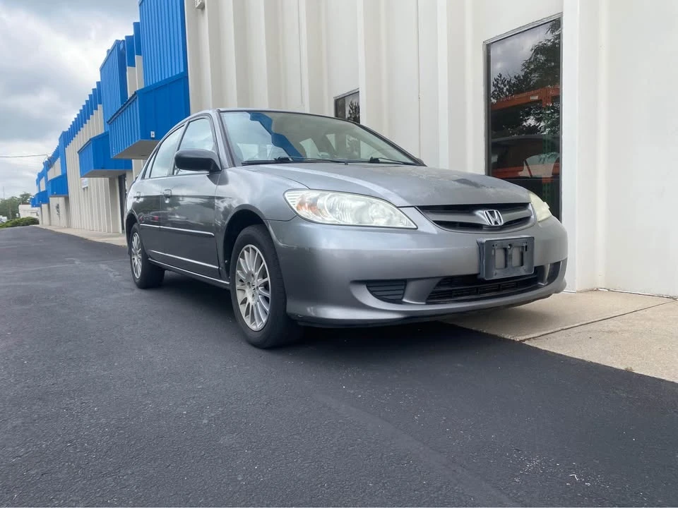 2005 Honda Civic 7th Gen - Image 5 of 16