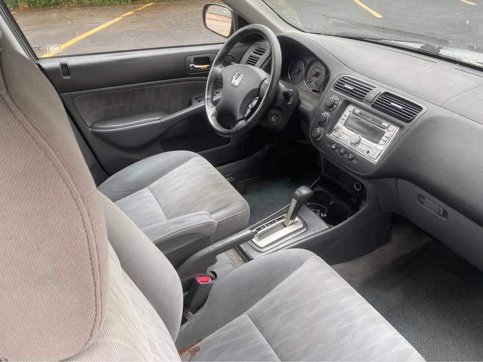 2005 Honda Civic 7th Gen - Image 14 of 16