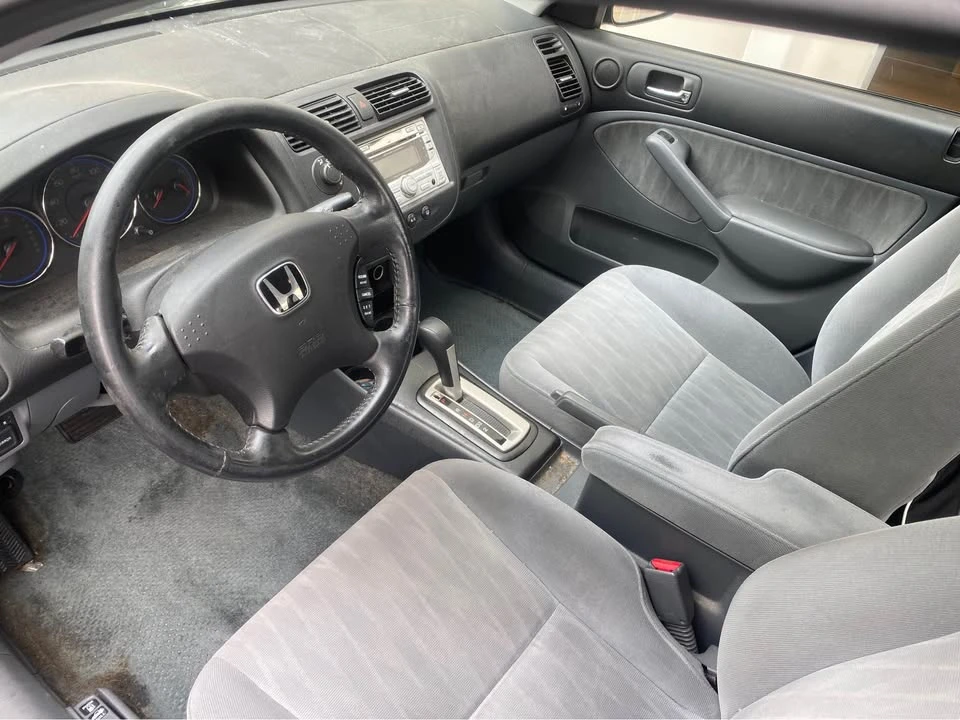 2005 Honda Civic 7th Gen - Image 12 of 16