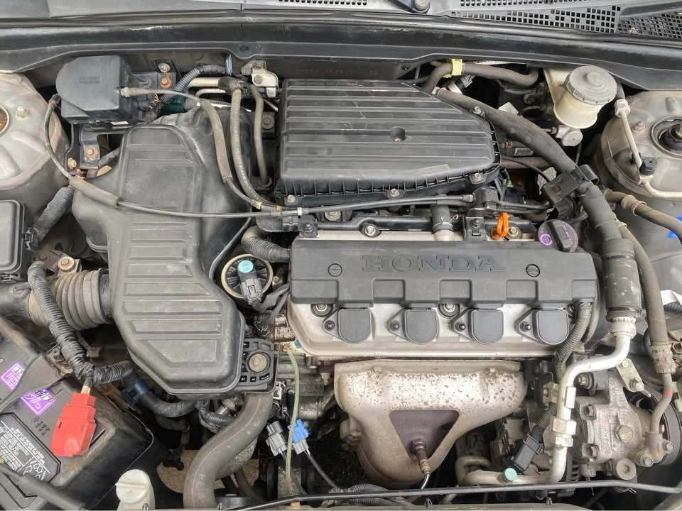 2005 Honda Civic 7th Gen - Image 11 of 16