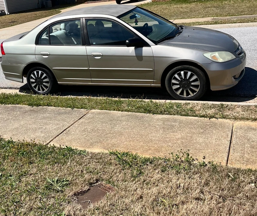 2005 Honda Civic 7th Gen - Image 9 of 10