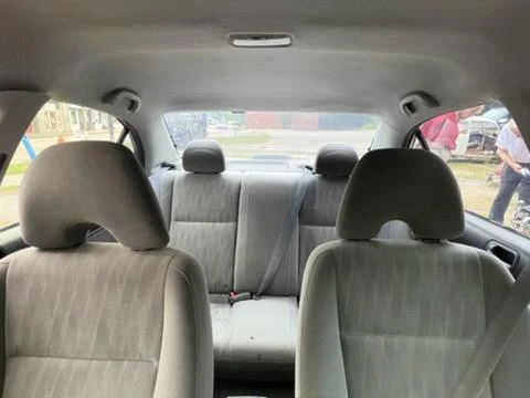 2005 Honda Civic 7th Gen - Image 7 of 12