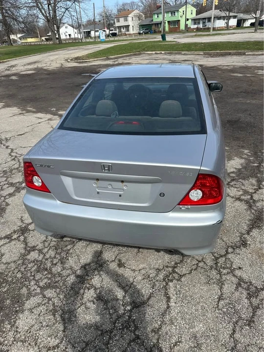 2005 Honda Civic 7th Gen - Image 4 of 10