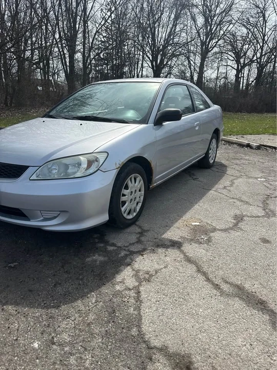 2005 Honda Civic 7th Gen - Image 2 of 10