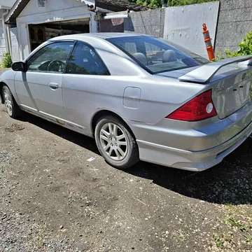 2005 Honda Civic Reverb Edition