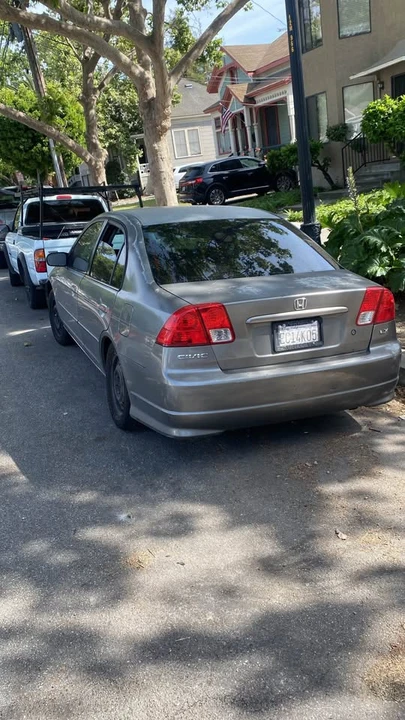 2005 Honda Civic 7th Gen - Image 2 of 8