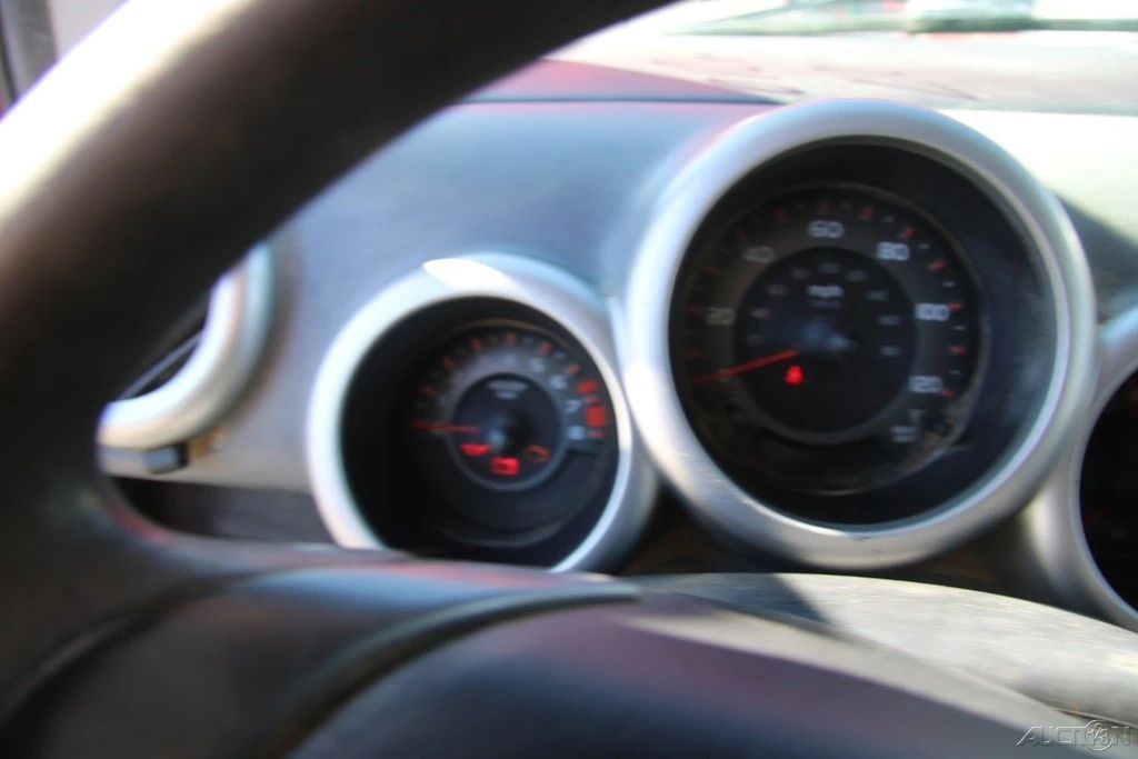 2005 Honda Element - Image 14 of 21