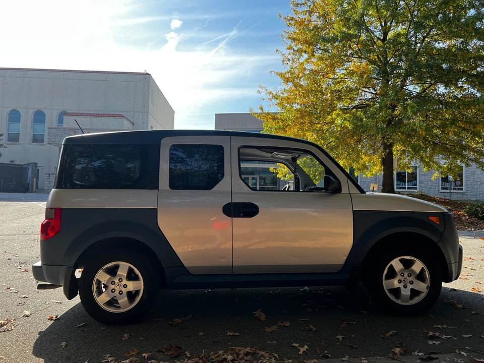 2005 Honda Element - Image 6 of 18