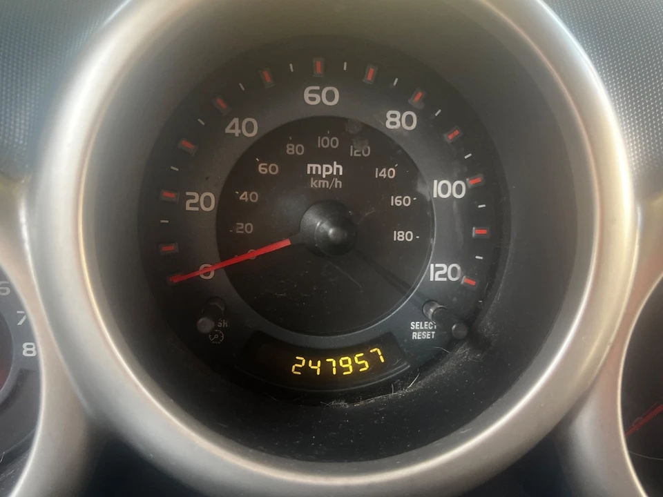2005 Honda Element - Image 17 of 18