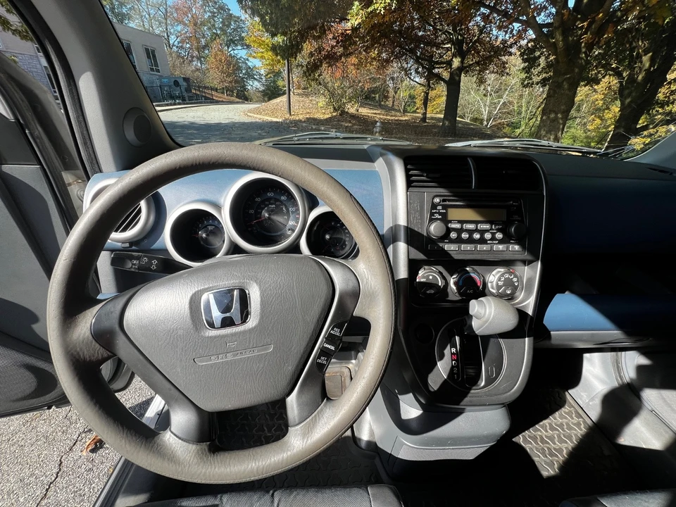 2005 Honda Element - Image 13 of 18