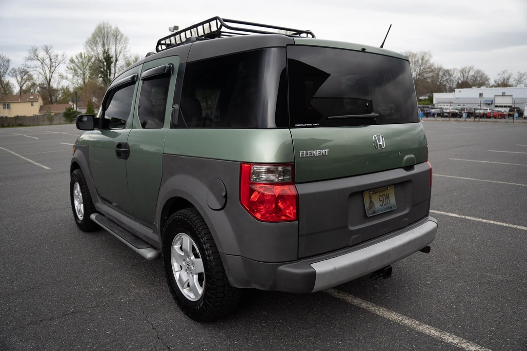 2005 Honda Element - Image 17 of 31