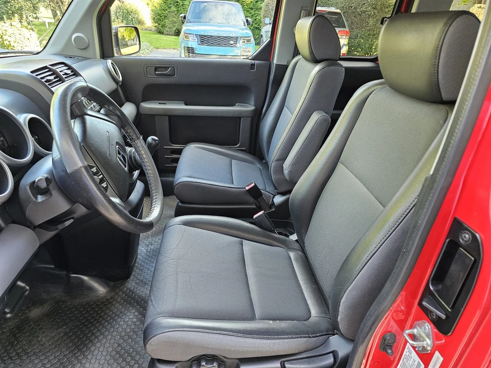 2005 Honda Element - Image 30 of 31