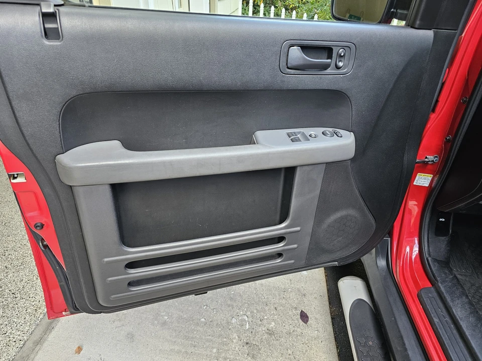 2005 Honda Element - Image 29 of 31