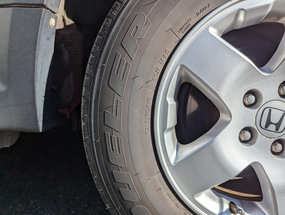 2005 Honda Element - Image 27 of 31