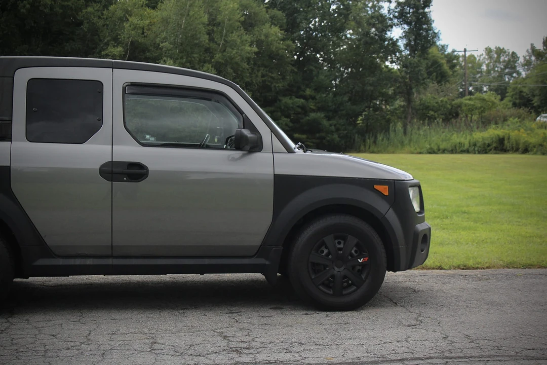 2005 Honda Element - Image 16 of 31