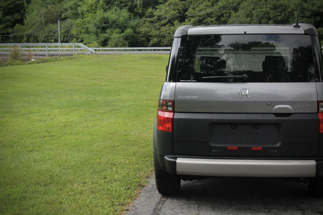 2005 Honda Element - Image 13 of 31
