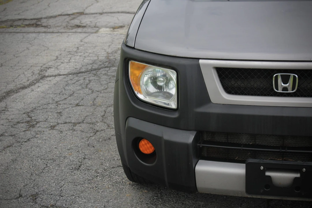 2005 Honda Element - Image 17 of 31