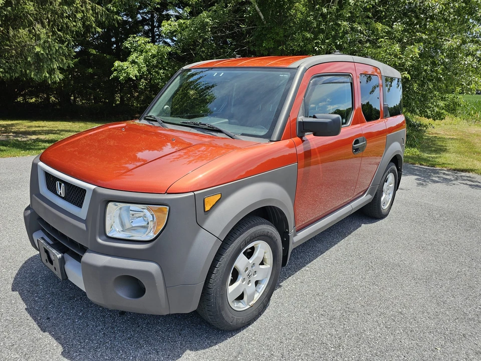 2005 Honda Element - Image 2 of 31