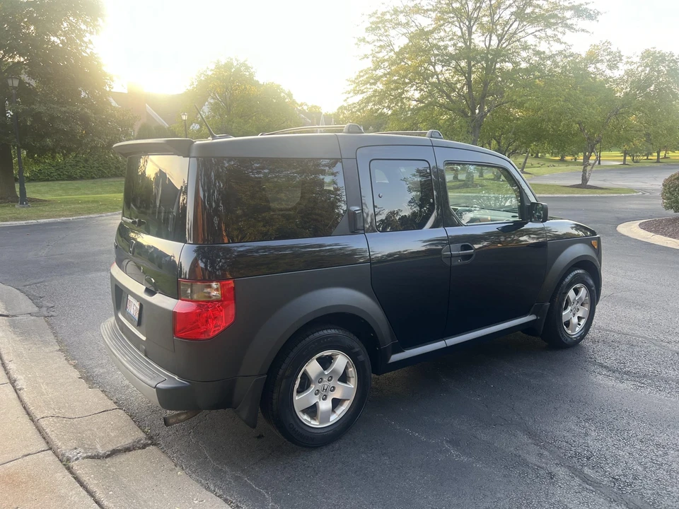 2005 Honda Element - Image 12 of 31