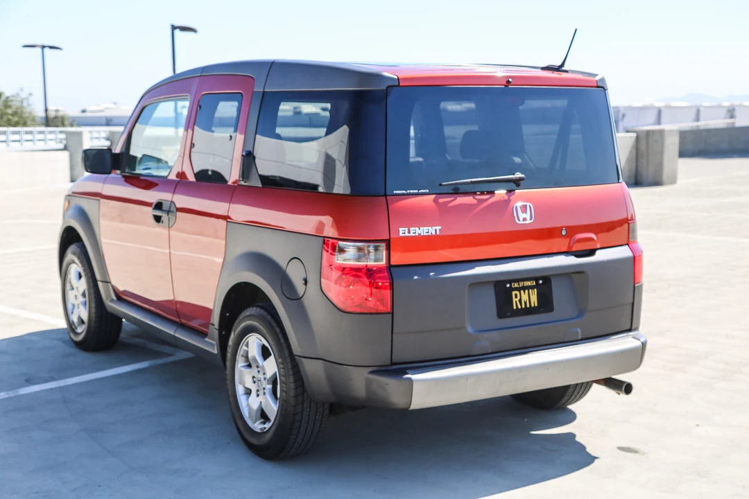 2005 Honda Element - Image 16 of 31