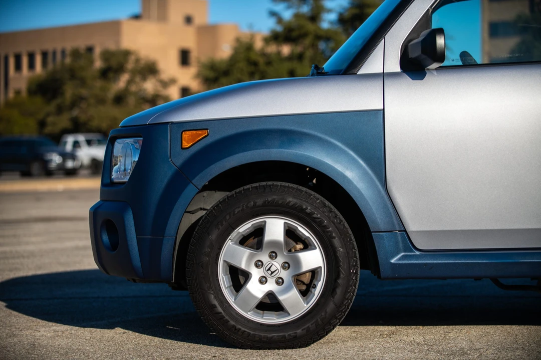 2005 Honda Element - Image 24 of 31