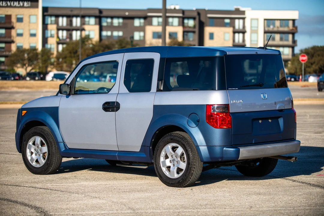 2005 Honda Element - Image 10 of 31