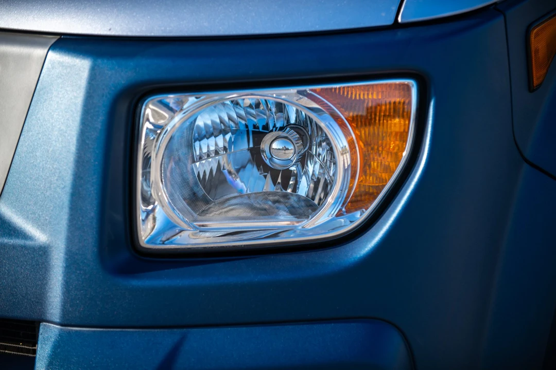 2005 Honda Element - Image 15 of 31