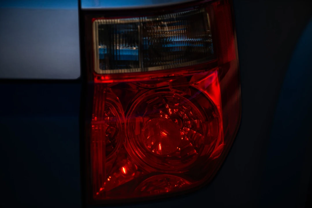 2005 Honda Element - Image 23 of 31
