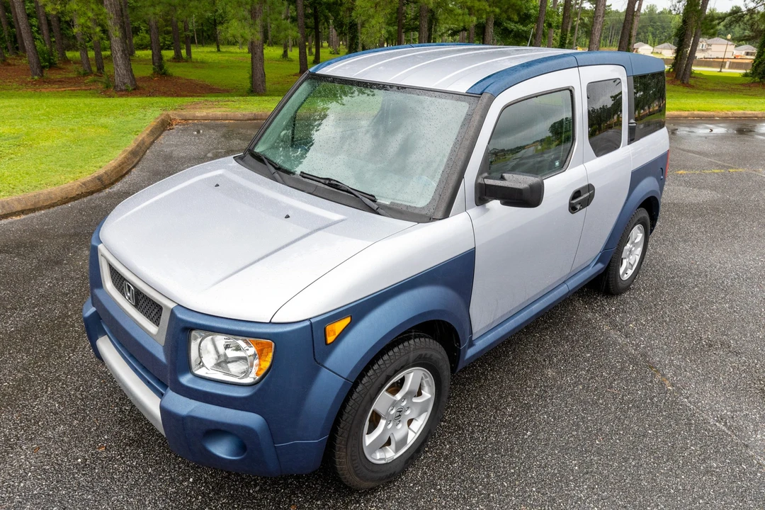 2005 Honda Element - Image 2 of 31