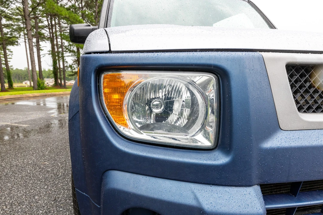 2005 Honda Element - Image 14 of 31