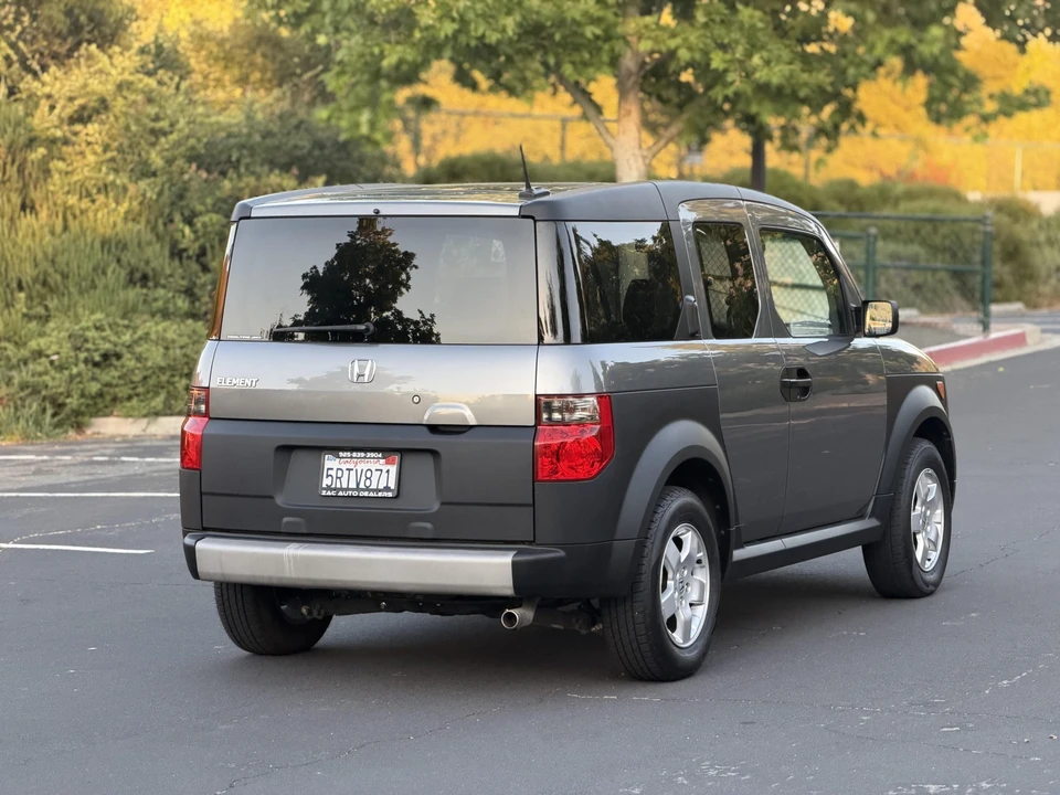 2005 Honda Element - Image 22 of 31