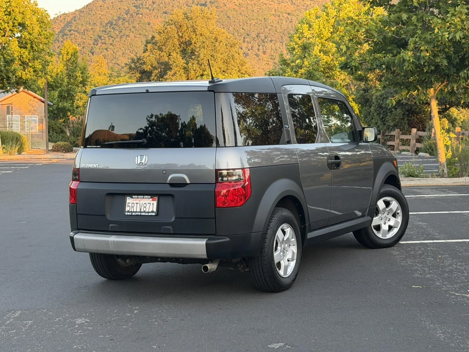 2005 Honda Element - Image 24 of 31