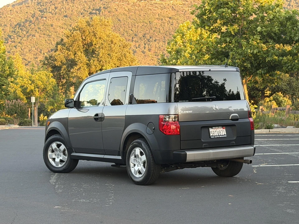 2005 Honda Element - Image 10 of 31