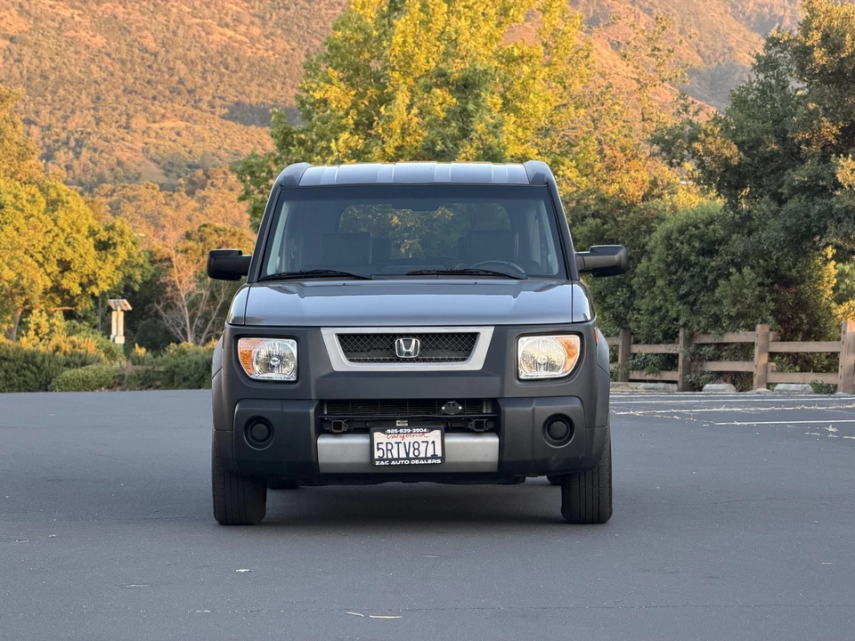 2005 Honda Element - Image 2 of 31