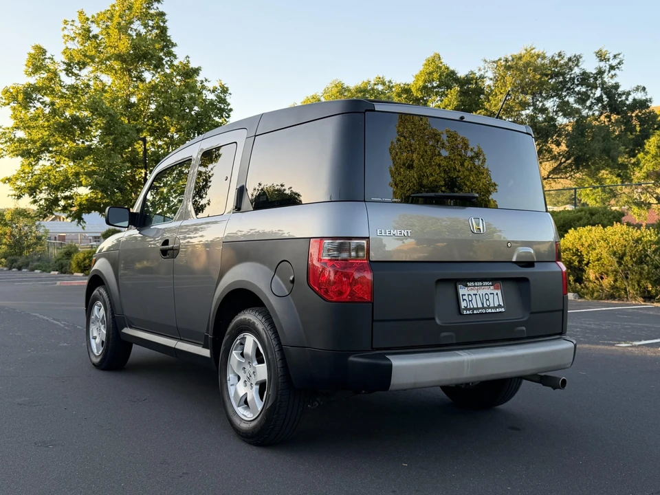 2005 Honda Element - Image 15 of 31