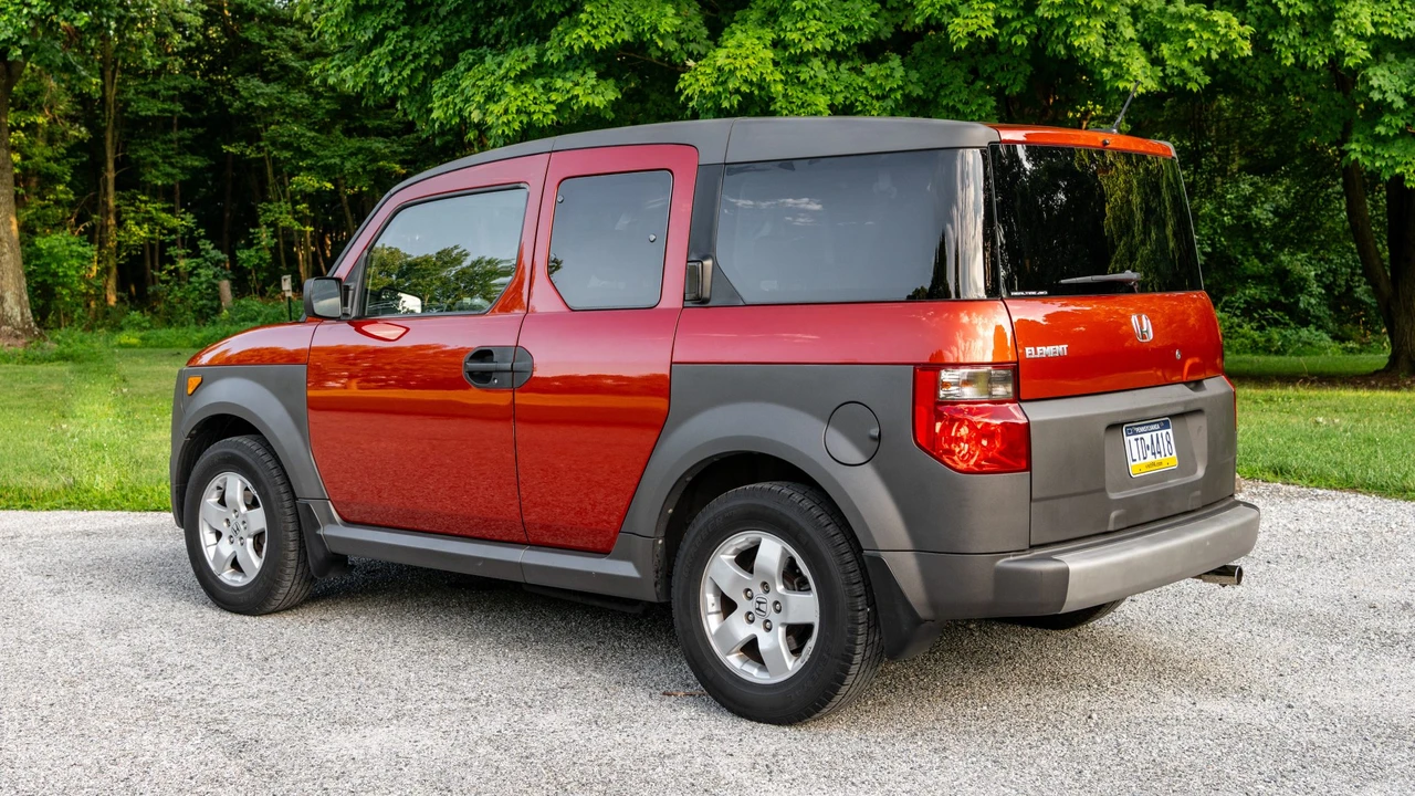 2005 Honda Element - Image 4 of 31